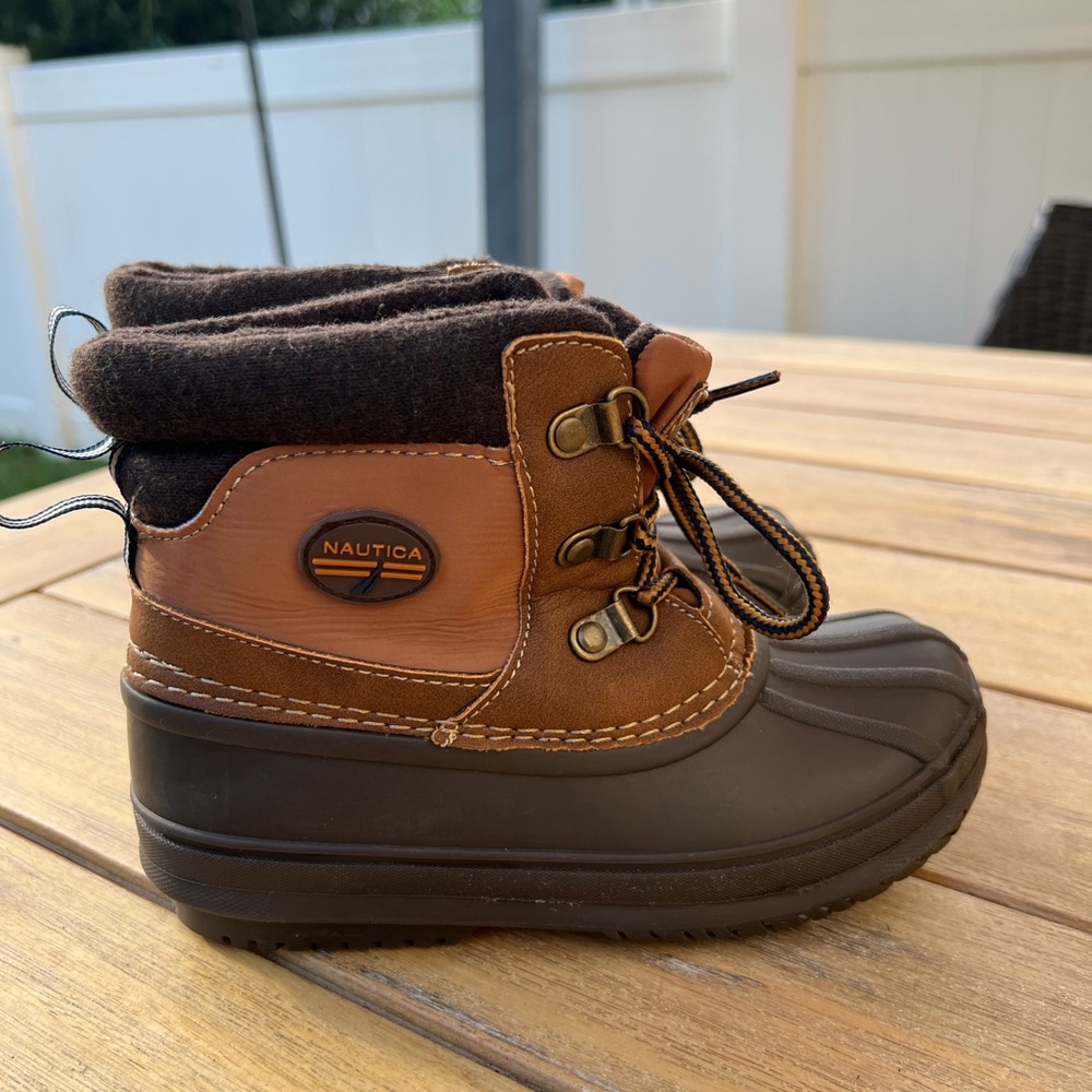 Nautica Kids Two-Tone Adventure Boots